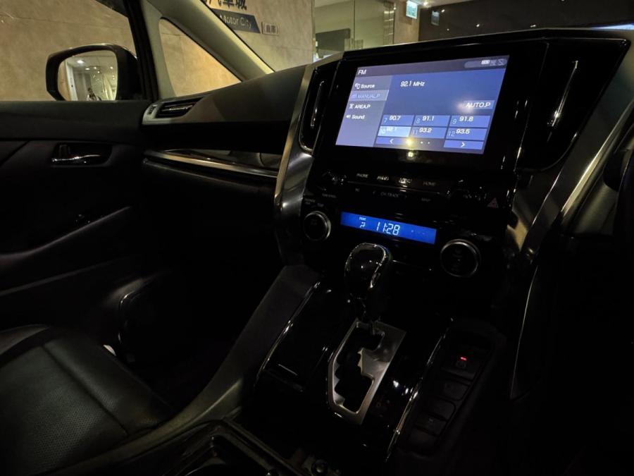 ALPHARD 3.5 SC - Image 7